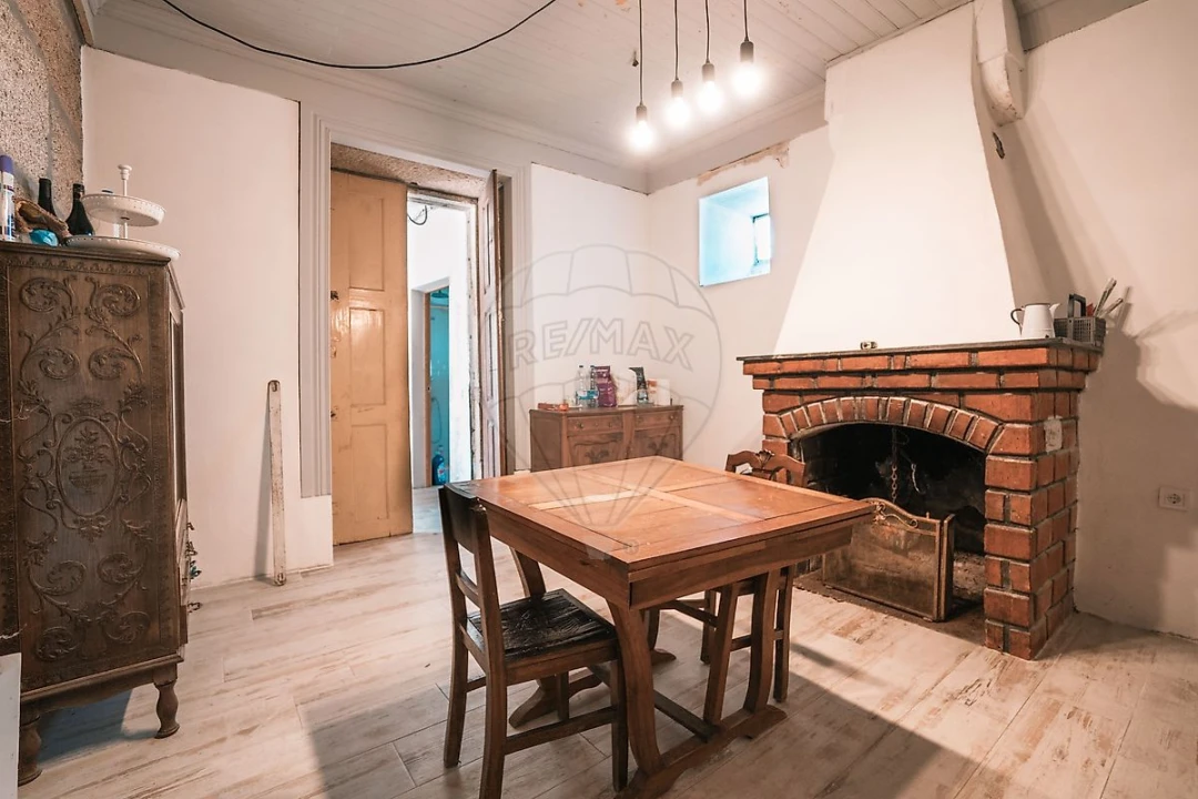 Moradia T10 para Venda em Escalhão Foto 24