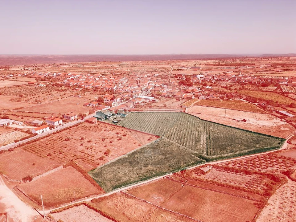 Moradia T10 para Venda em Escalhão Foto 1