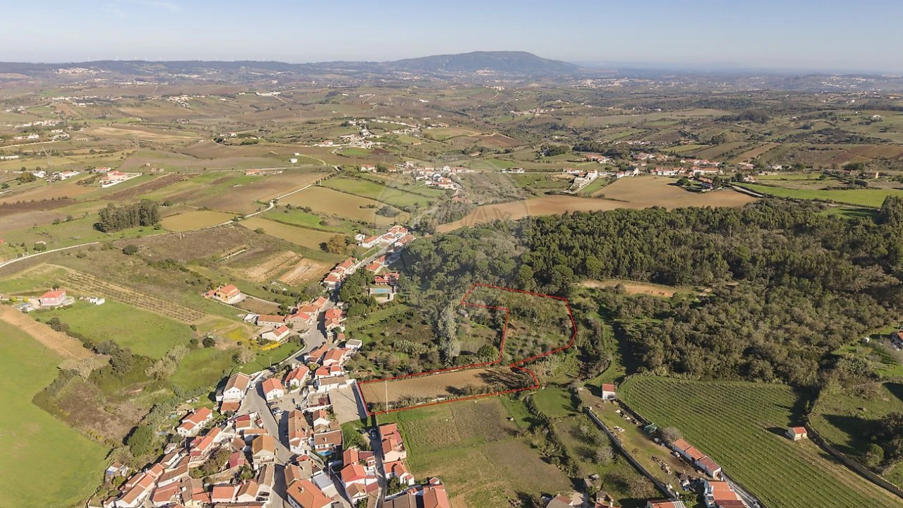 Terreno para Venda em Santo Quintino Foto 4
