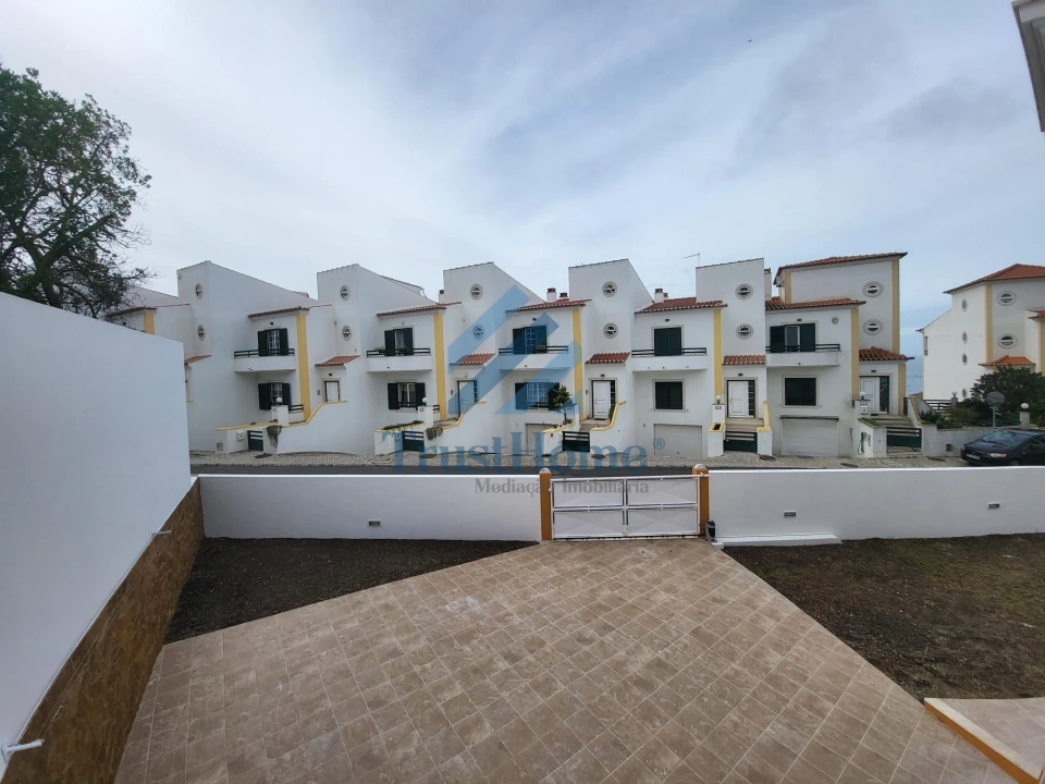 Moradia T4 para Venda em Ericeira Foto 28