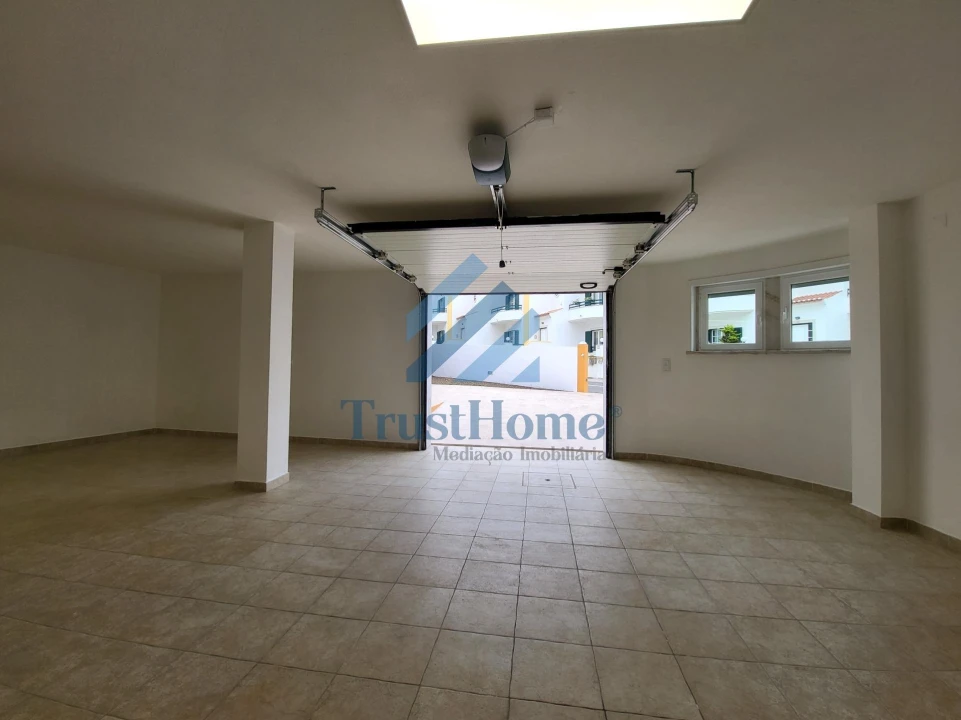 Moradia T4 para Venda em Ericeira Foto 3