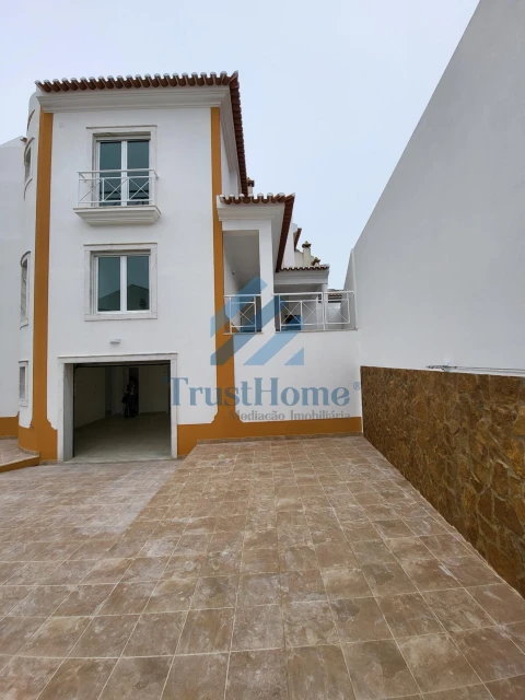 Moradia T4 para Venda em Ericeira