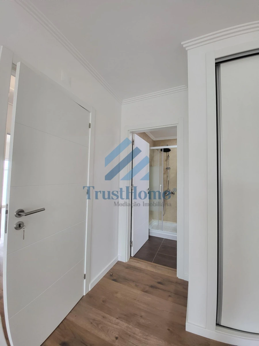 Moradia T4 para Venda em Ericeira Foto 48