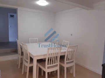 Moradia T9 para Venda em Ajuda