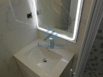 Moradia T9 para Venda em Ajuda