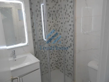 Moradia T9 para Venda em Ajuda