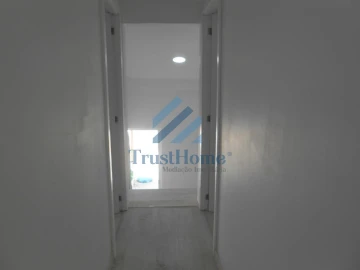 Moradia T9 para Venda em Ajuda