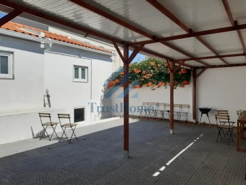 Moradia T9 para Venda em Ajuda