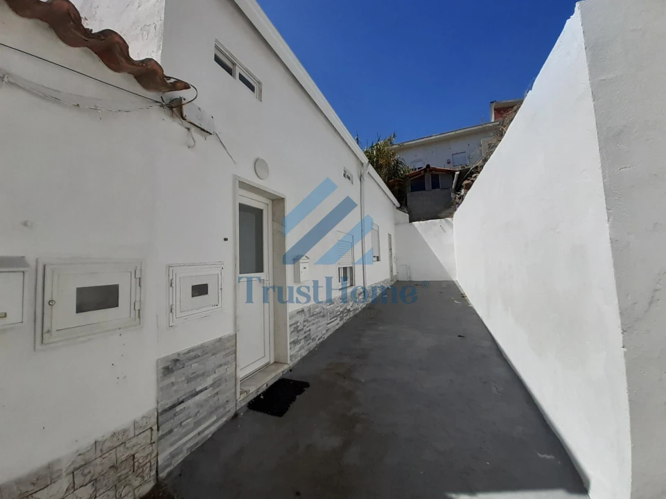 Moradia T9 para Venda em Ajuda Foto 1