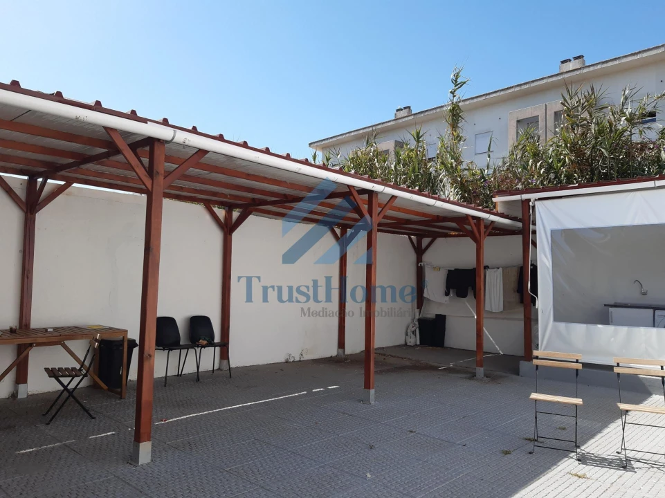 Moradia T9 para Venda em Ajuda Foto 7