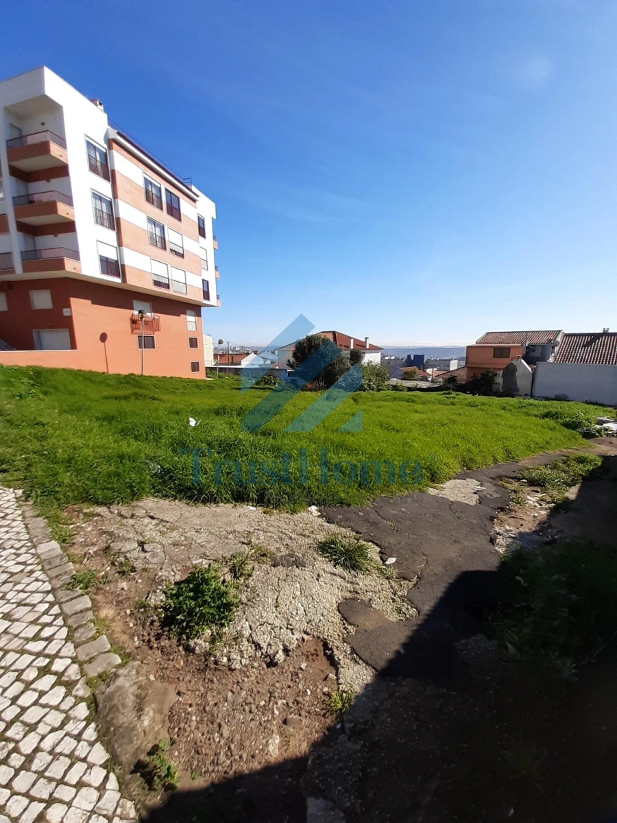 Terreno para Venda em Mina de Água Foto 15