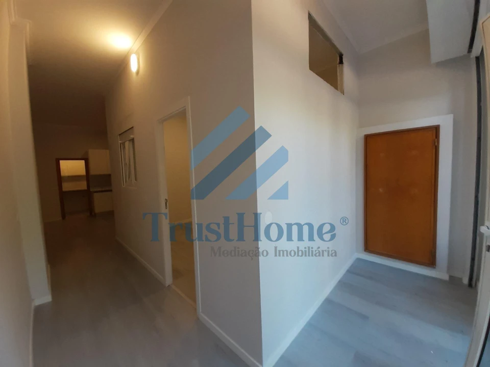 Negócio para Venda em Queluz e Belas Foto 19