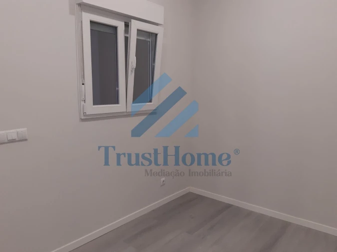 Negócio para Venda em Queluz e Belas Foto 17