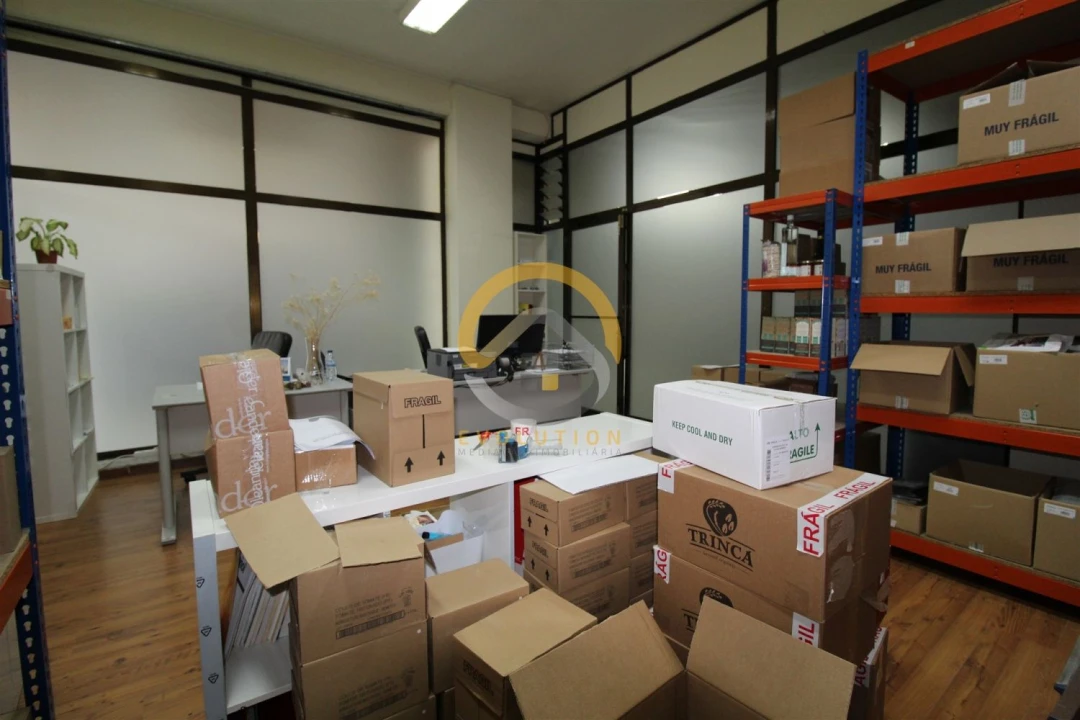 Negócio para Arrendamento em Aguas Santas Foto 7