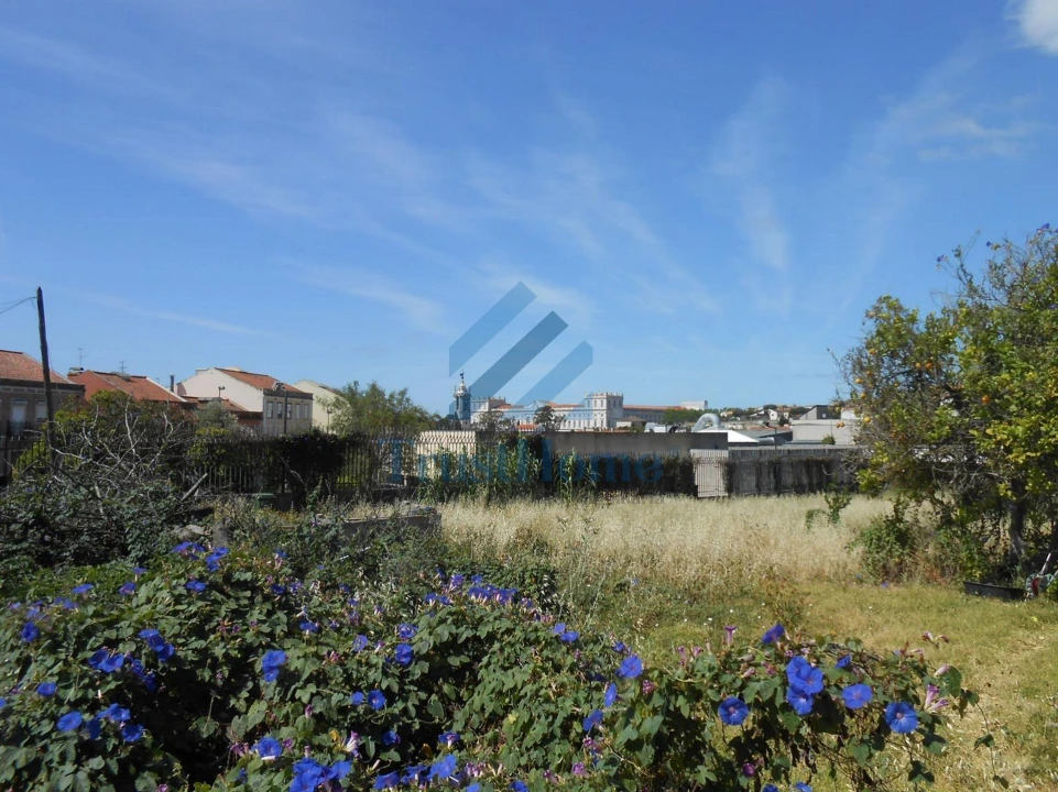 Terreno para Venda em Ajuda Foto 1