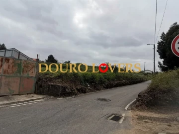 Terreno para Venda em Santa Maria da Feira, Travanca, Sanfins e Espargo