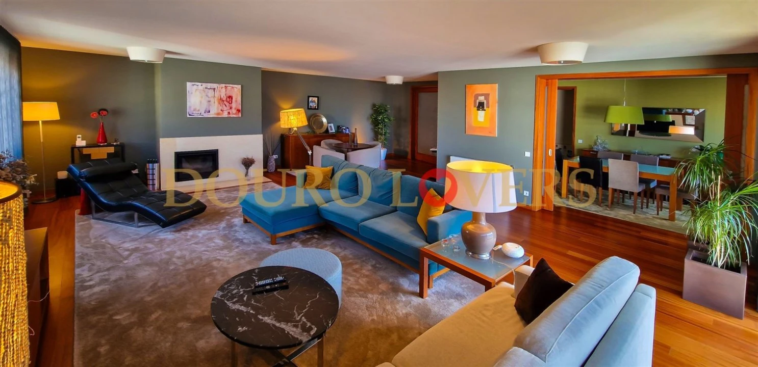 Apartamento T4 para Venda em Matosinhos e Leça da Palmeira Foto 1