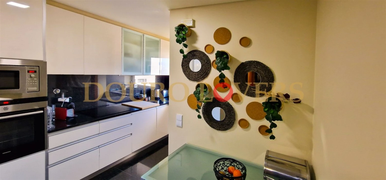 Apartamento T4 para Venda em Matosinhos e Leça da Palmeira Foto 5