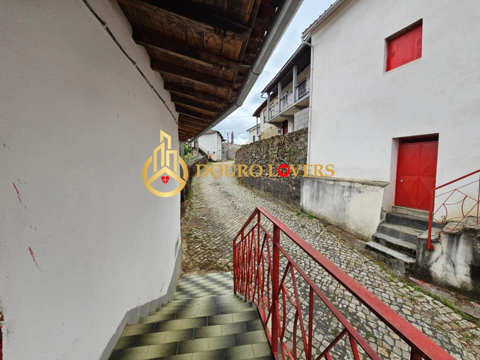 Moradia T3 para Venda em Castrelos e Carrazedo Foto 16