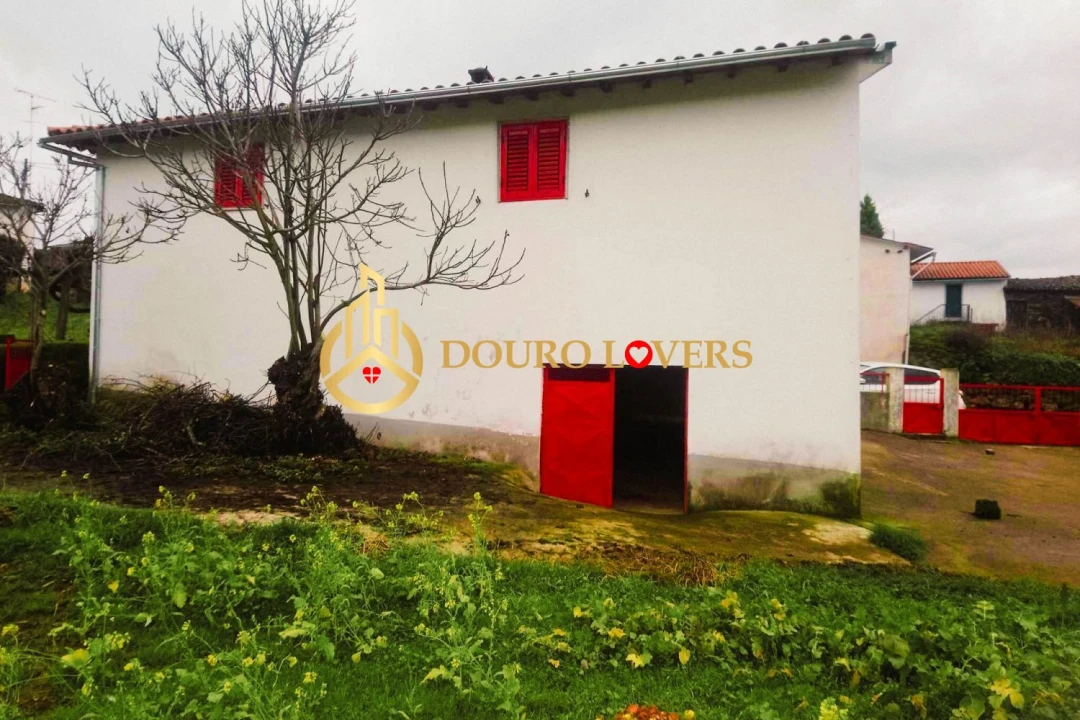 Moradia T3 para Venda em Castrelos e Carrazedo Foto 8