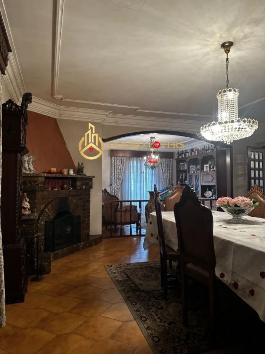 Moradia T4 para Venda em Azurem Foto 18