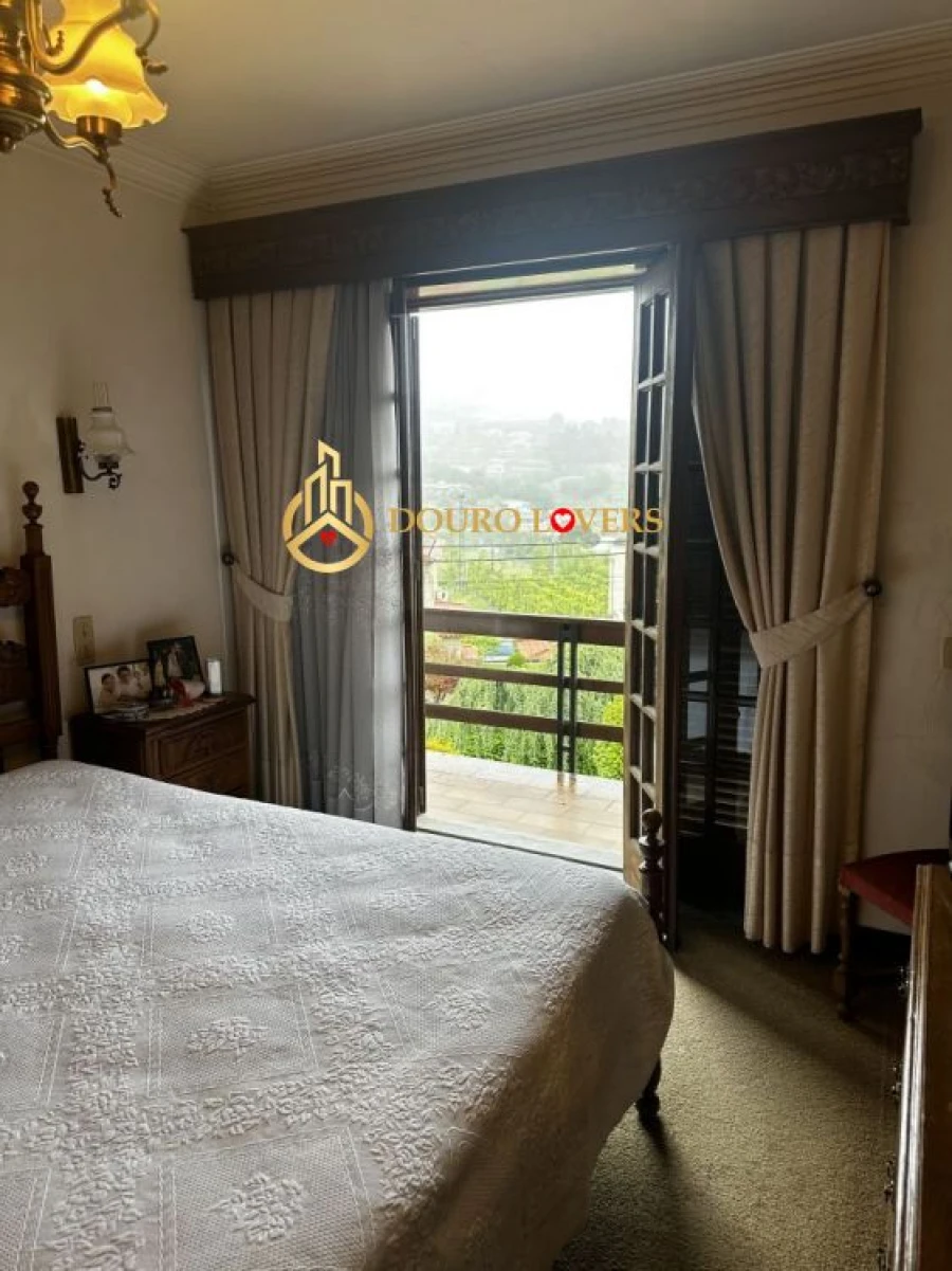 Moradia T4 para Venda em Azurem Foto 21