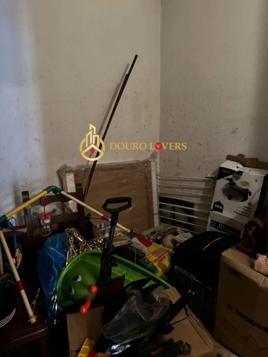 Moradia T4 para Venda em Azurem Foto 31