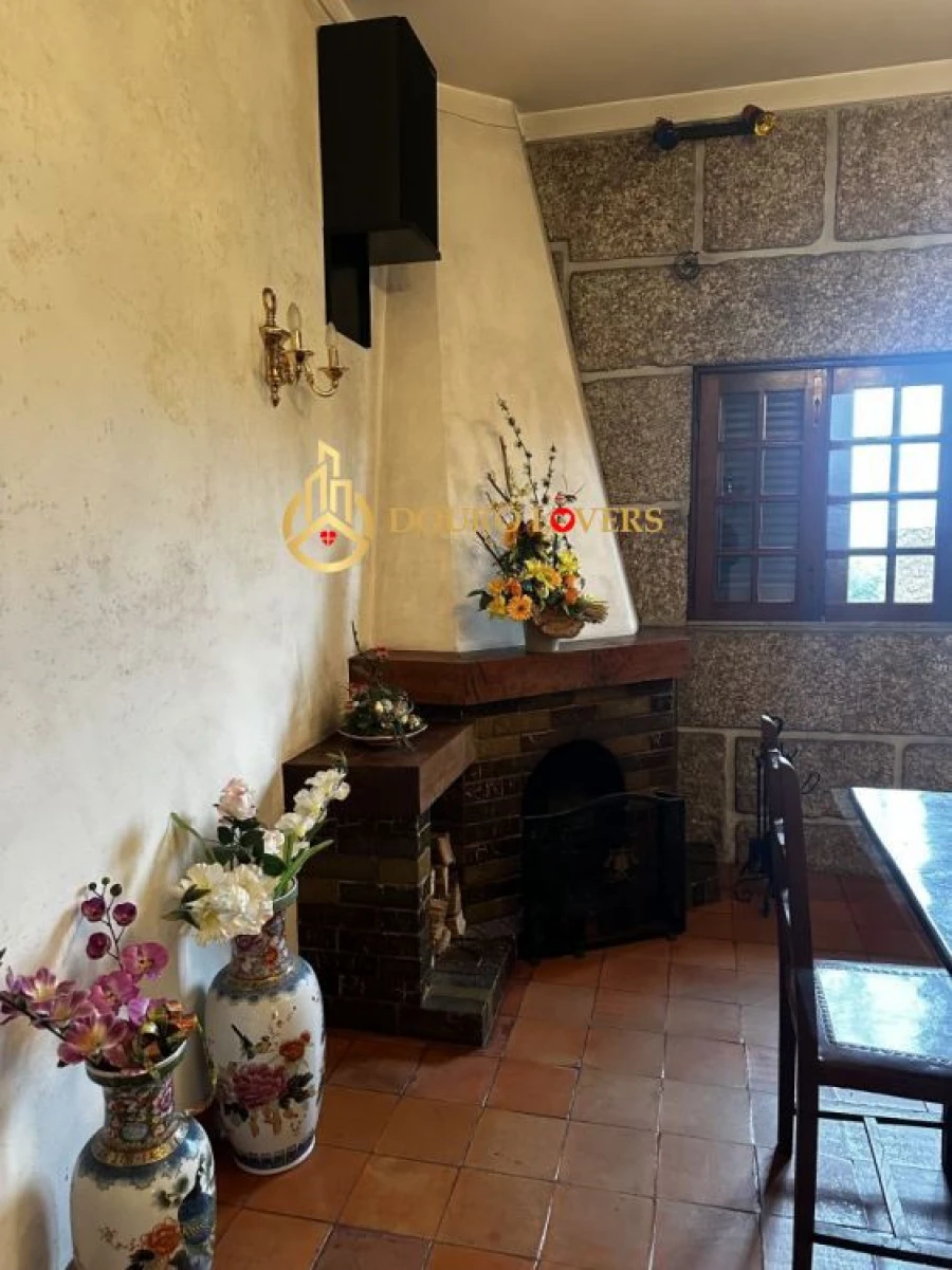 Moradia T4 para Venda em Azurem Foto 32