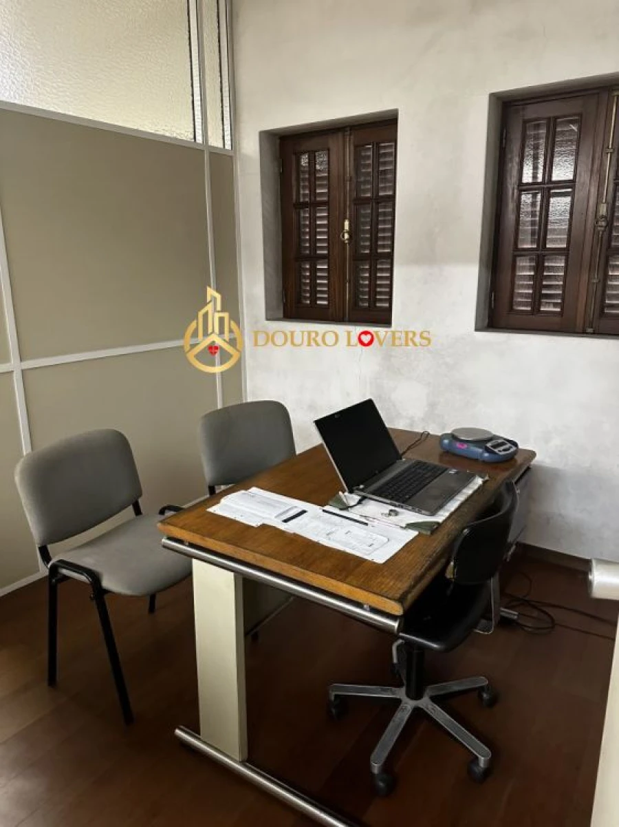 Moradia T4 para Venda em Azurem Foto 44