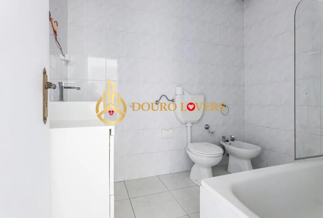 Apartamento T3 para Venda em Figueiras e Covas Foto 10