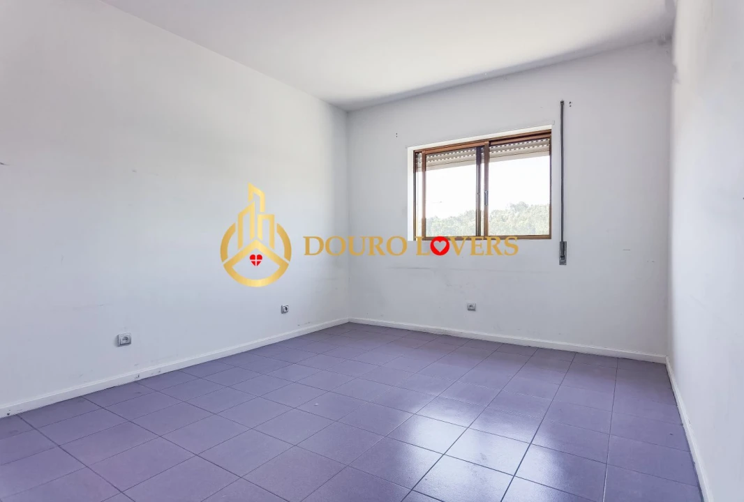 Apartamento T3 para Venda em Figueiras e Covas Foto 7