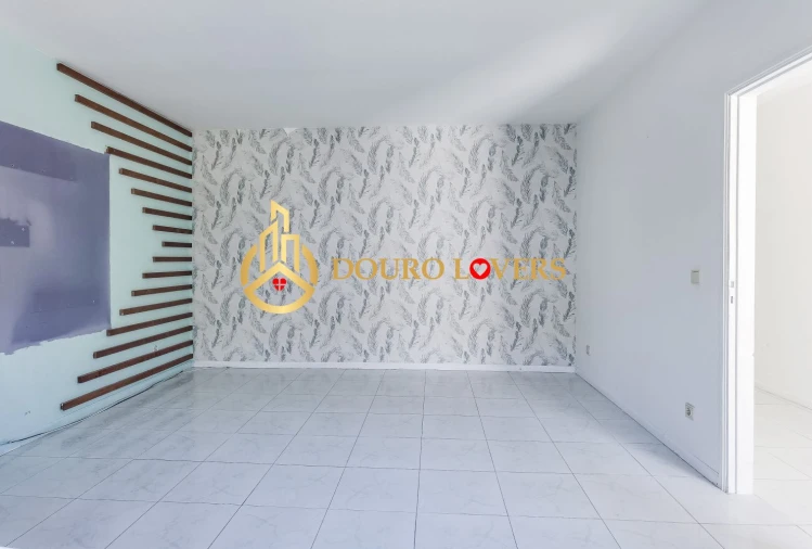 Apartamento T3 para Venda em Figueiras e Covas Foto 6