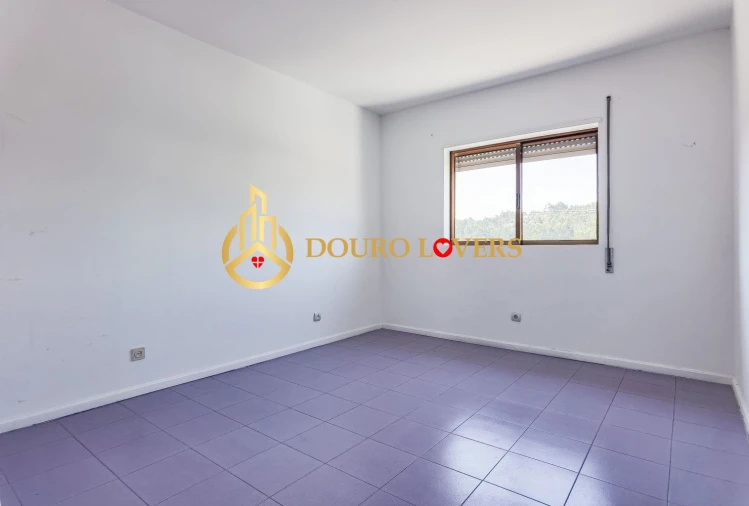 Apartamento T3 para Venda em Figueiras e Covas Foto 8