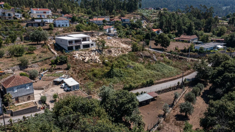 Moradia T3 para Venda em Priscos Foto 5