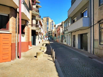 Moradia T4 para Venda em Póvoa de Varzim, Beiriz e Argivai