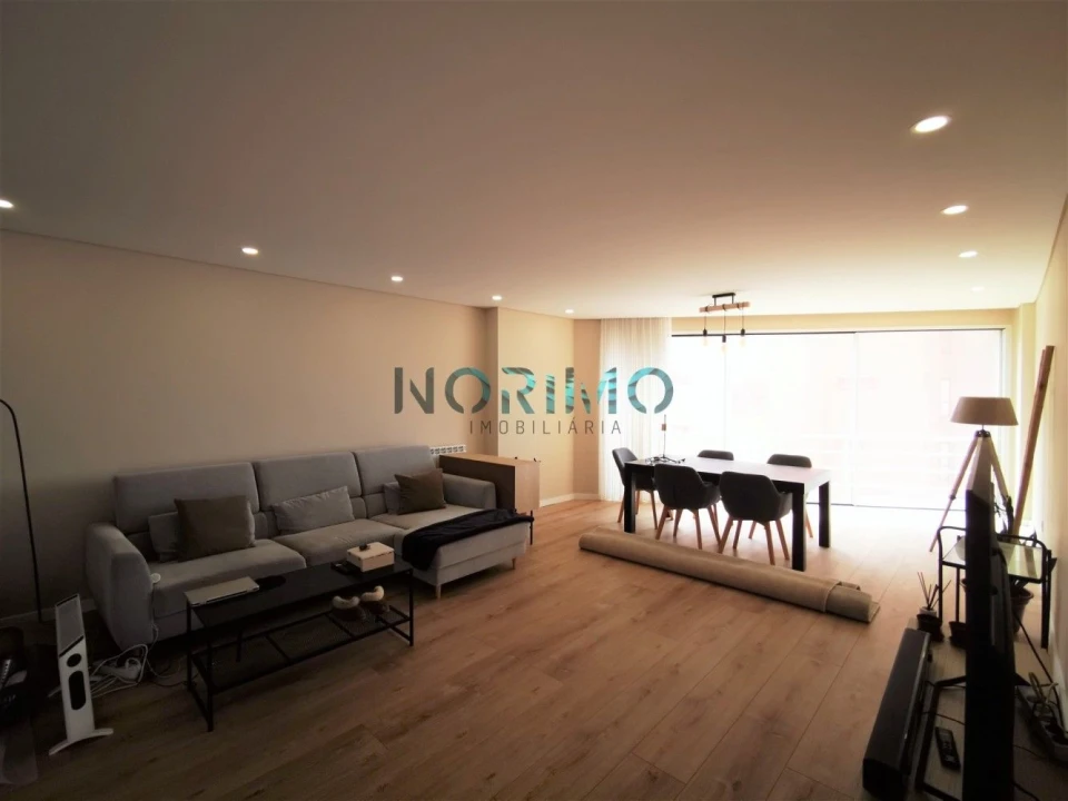 Apartamento T3 para Venda em Póvoa de Varzim, Beiriz e Argivai Foto 9