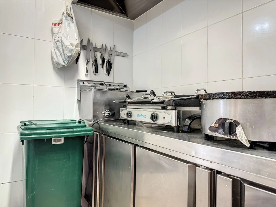 Negócio para Venda em Amora Foto 17