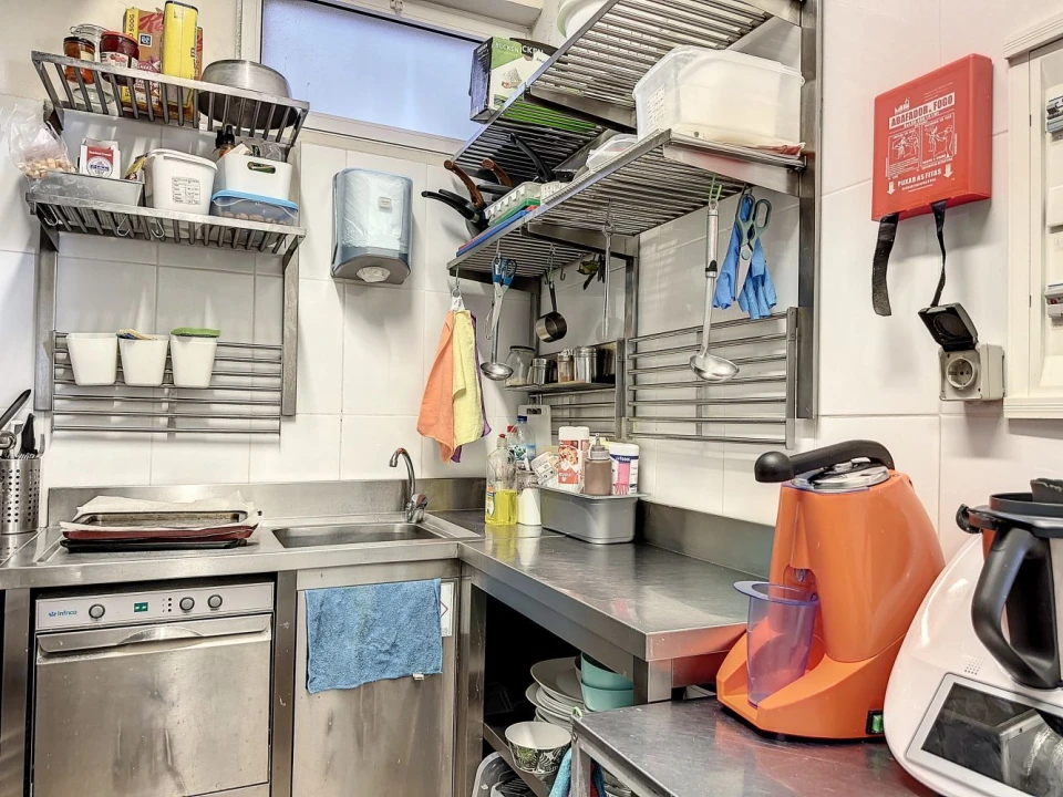 Negócio para Venda em Amora Foto 19