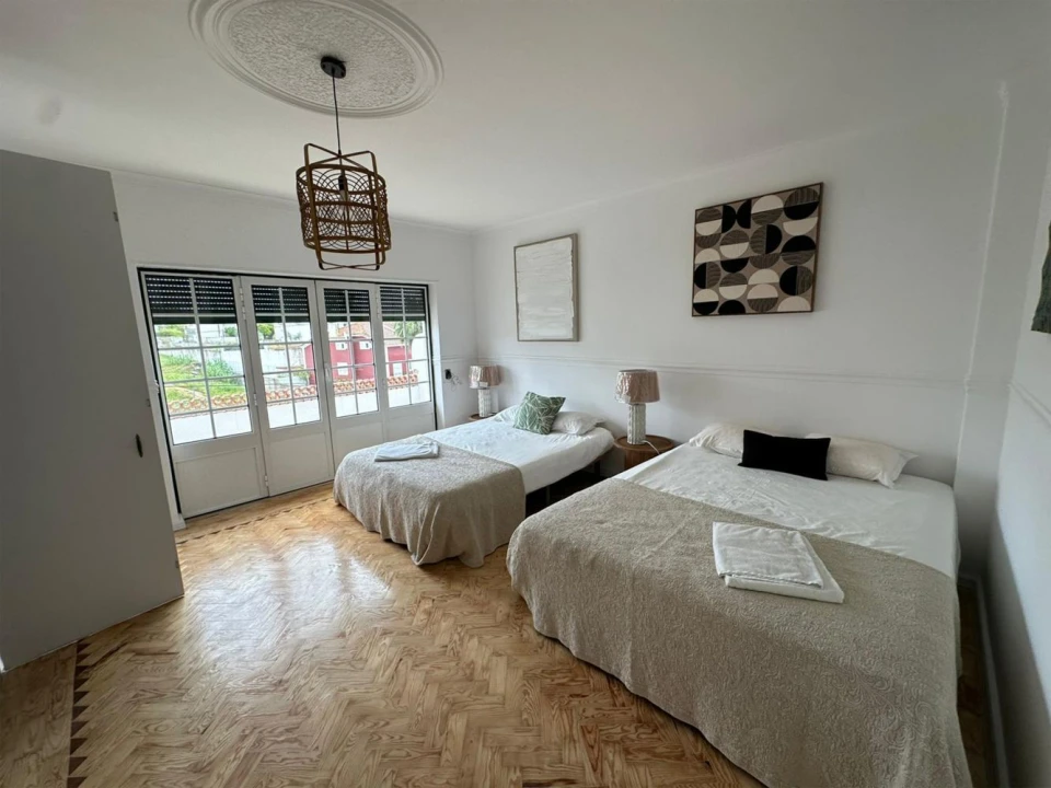 Moradia T5 para Venda em Azambuja Foto 13