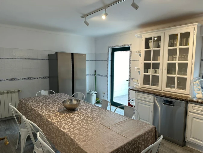 Moradia T5 para Venda em Azambuja Foto 4