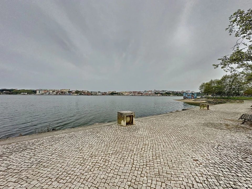 Moradia T3 para Venda em Amora Foto 5