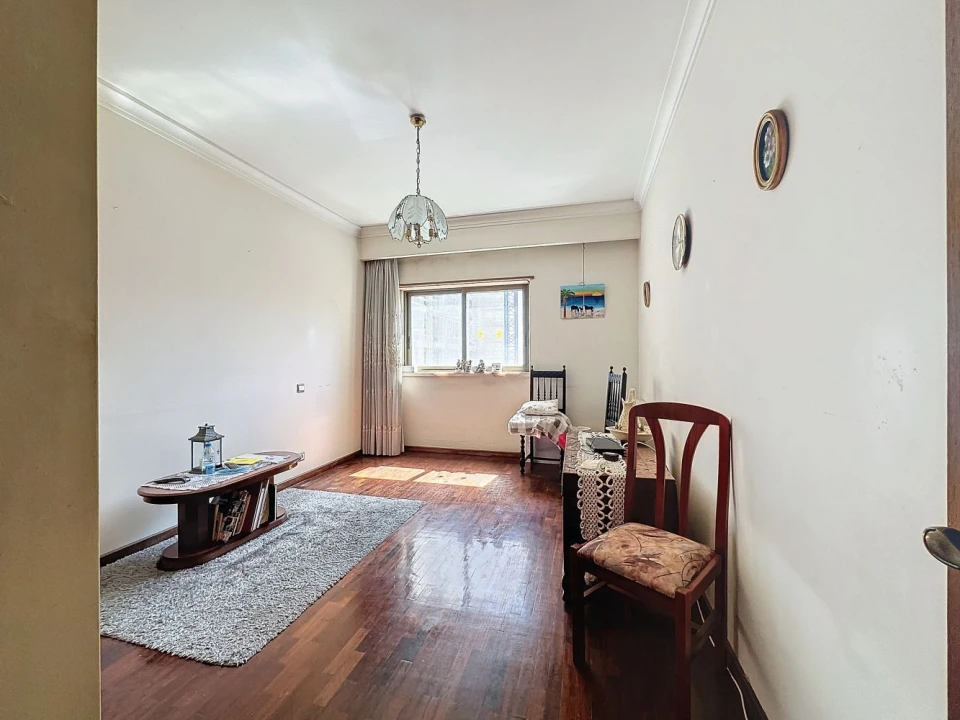 Apartamento T4 para Venda em Areeiro Foto 11