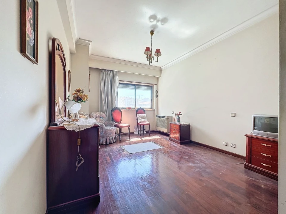 Apartamento T4 para Venda em Areeiro Foto 26