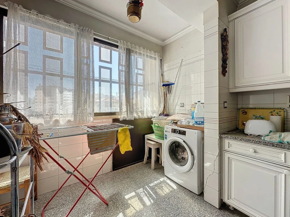 Apartamento T4 para Venda em Areeiro Foto 9