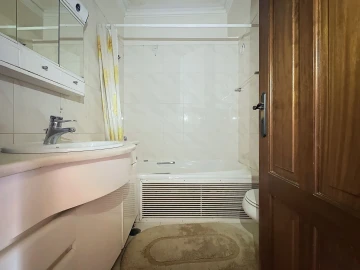 Apartamento T4 para Venda em Areeiro