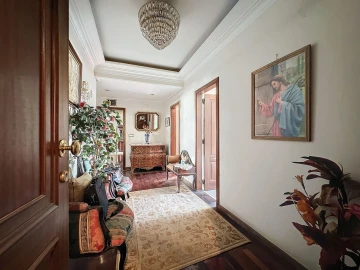 Apartamento T4 para Venda em Areeiro
