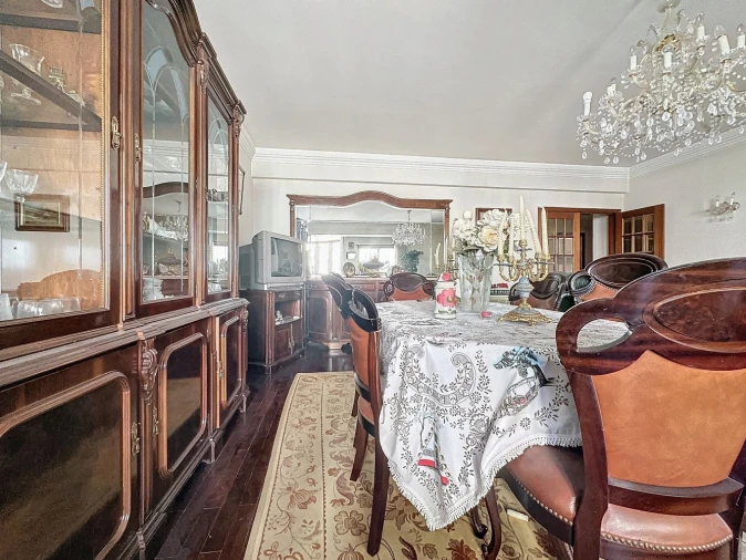 Apartamento T4 para Venda em Areeiro Foto 18