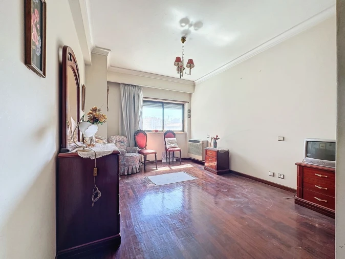 Apartamento T4 para Venda em Areeiro Foto 26