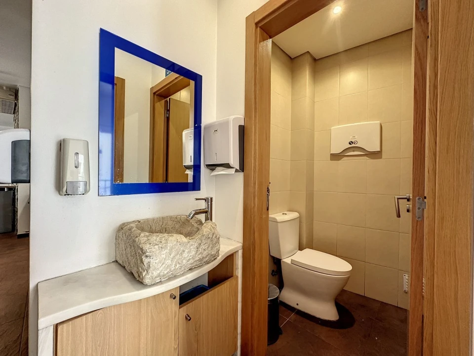 Negócio para Arrendamento em Amora Foto 25