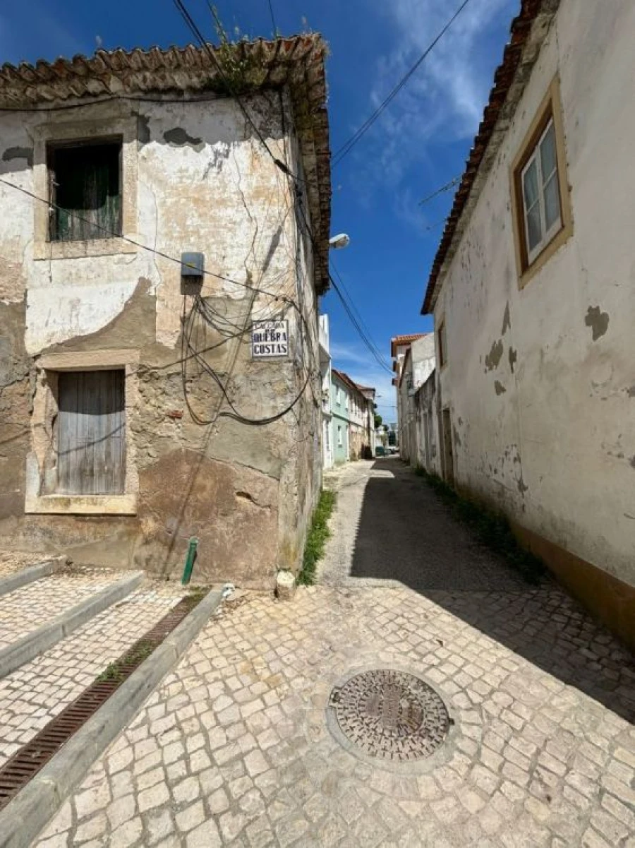 Moradia T1 para Venda em Riachos Foto 10